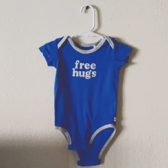 Blue Baby Onesie with 'Free Hugs' Print - Picture 1 of 4